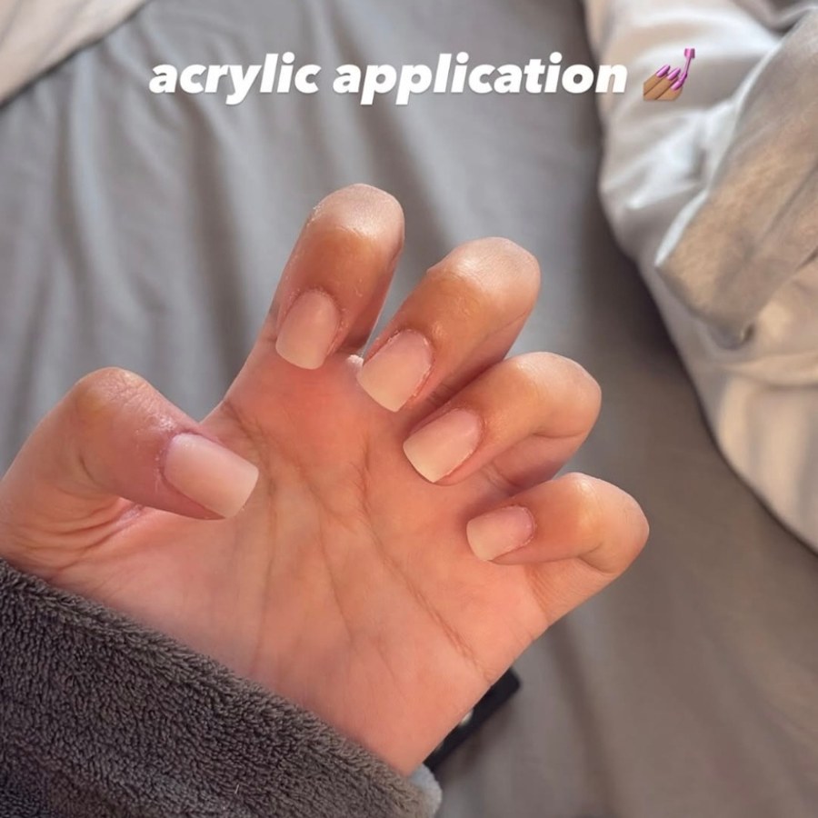 Short round pink gel nails with silver glitter accent, Newcastle